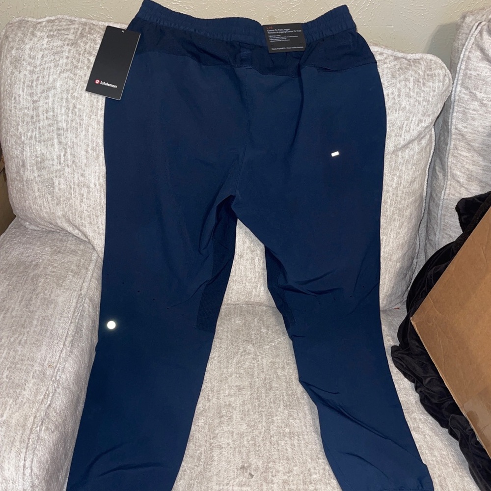 Lululemon License To Train Jogger - Picture 2 of 4